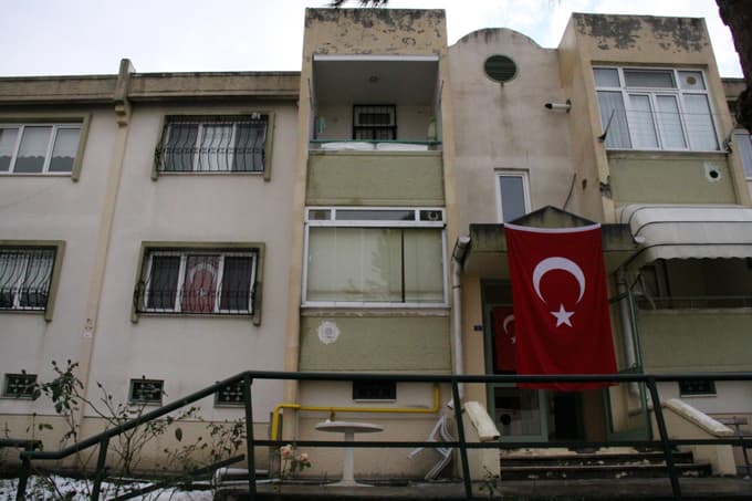 Komşuya Fırat Kalkanı'nın şehit ateşi düştü