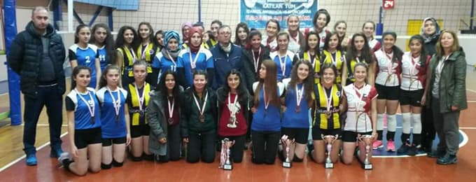 Liselerarası Gençler Voleybol İl Birinciliği sona erdi