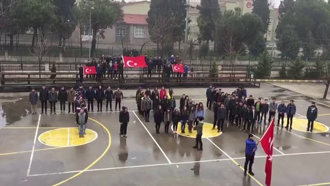 Lise öğrencilerinden ''Komando Yemini''