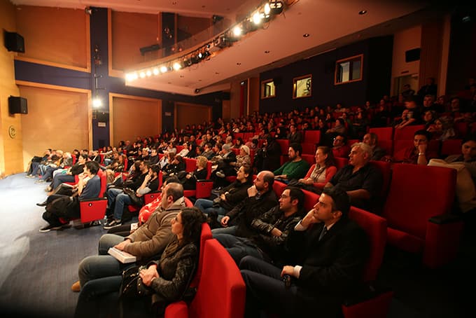 Bir yılda 25 oyun, 55 gösterim, 22 bin 300 seyirci...
