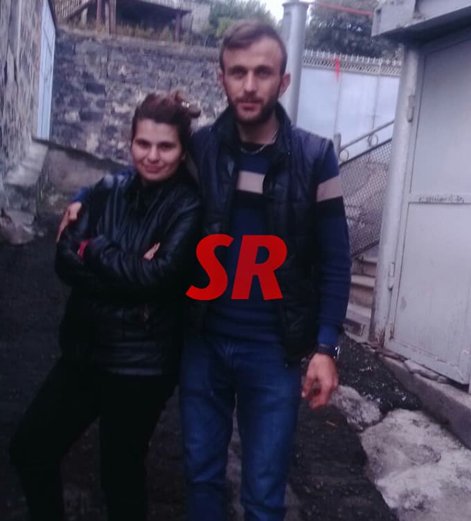 ''Ne olur yardım edin, eşim Türkiye'ye dönemiyor''