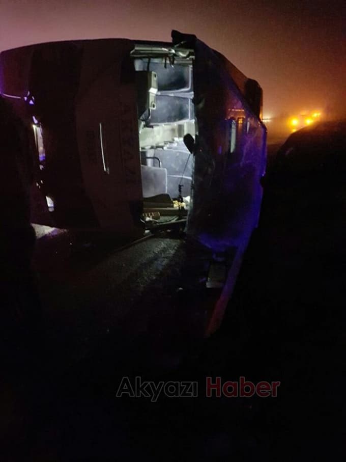 Akyazı'da zincirleme kaza