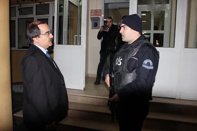 Vali Coş, yeni yıla böyle girdi