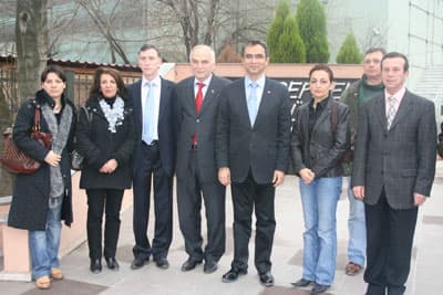 CHP'li Hatunoğlu, Deprem Müzesini Gezdi