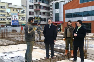 Başkan Dişli, Kültür Merkezi İnşaatını Gezdi