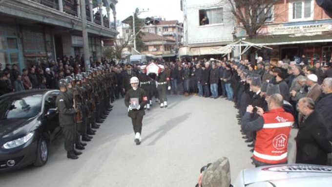 Kore gazisi askeri törenle toprağa verildi