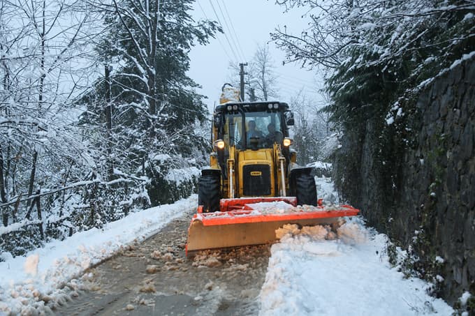 Sapanca'da kar mücadelesi