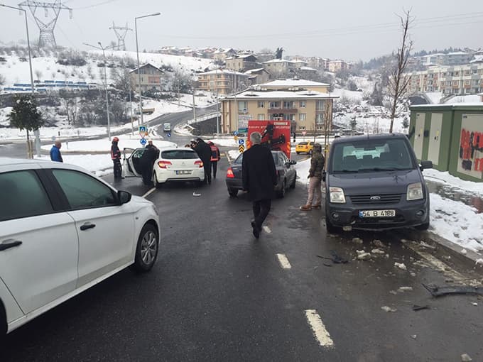 Kampüs yolunda kaza