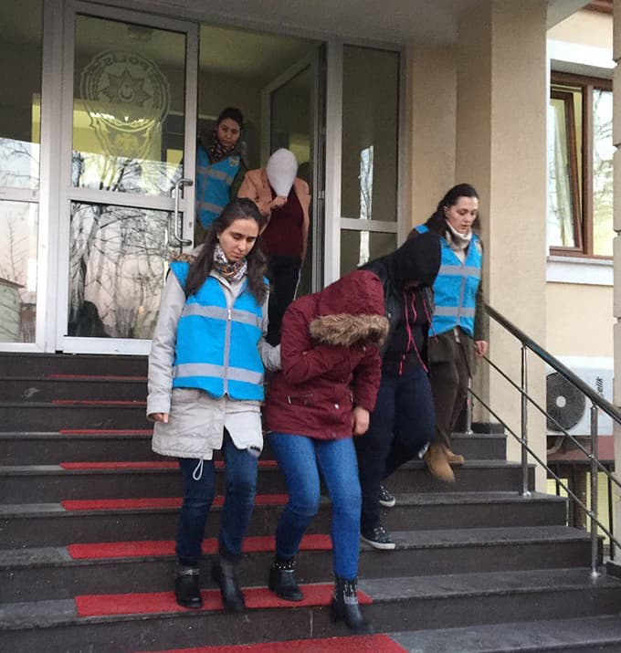 Fuhuşa aracılık eden 4 kişi tutuklandı!