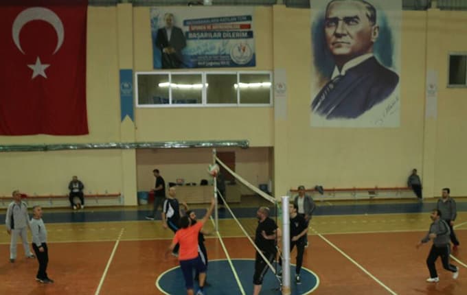 Gençlik Spor Filede Buluştu