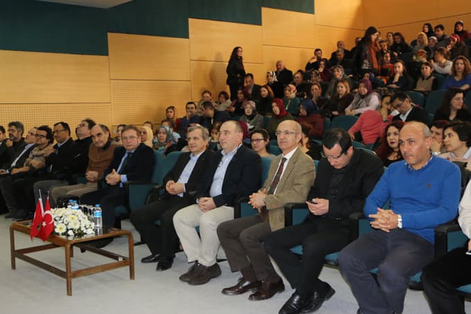 ''Normal doğum bebeği kuvvetlendiriyor''