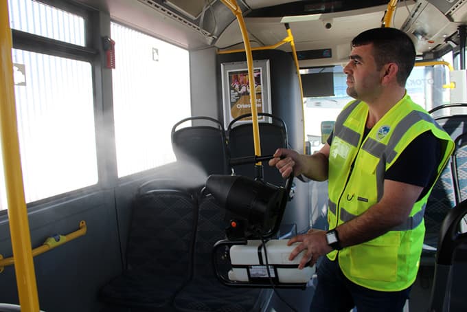 Belediye otobüsleri ve ADARAY dezenfekte ediliyor