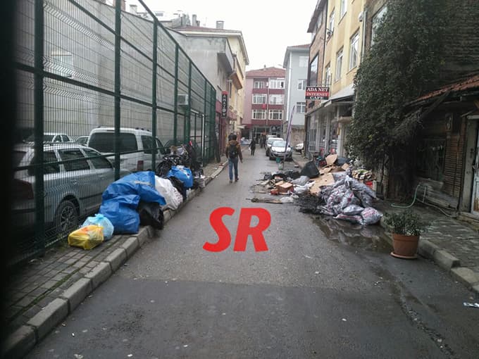 ''Çöp ev'' vatandaşı bezdirdi