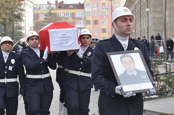 Diyarbakır'da Şehit olan Ali, SAÜ'yü yasa boğdu