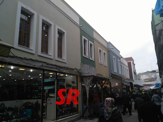Tarihi Uzun Çarşı esnafı tepkili