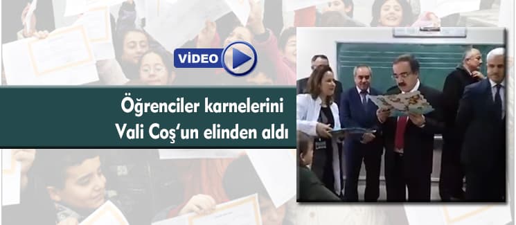 Öğrenciler karnelerine kavuştu