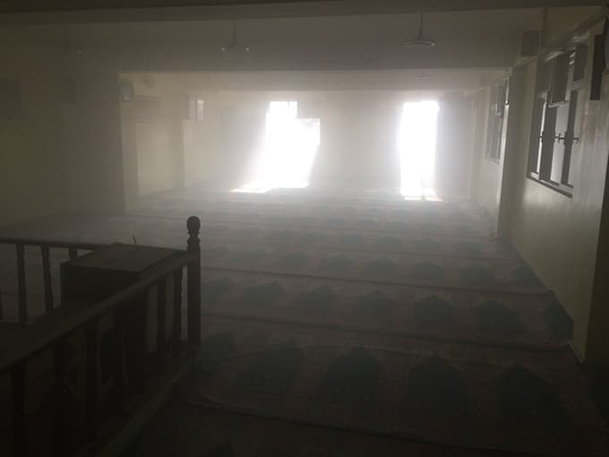 Mescitte korkutan yangın