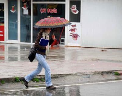 Sağanak Yağış, Hayatı Olumsuz Etkiliyor 