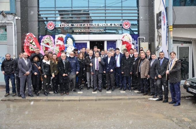 Türk Metal Sendikası yeni binasının açılışını yaptı