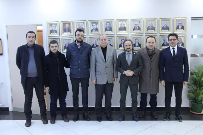AKP Milletvekili Mustafa İsen'den Baro ziyareti