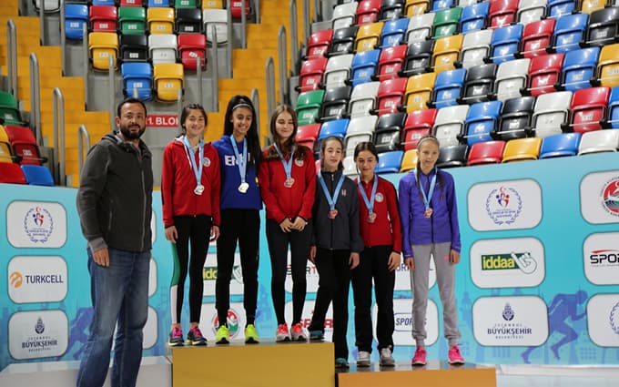 Sakarya Büyükşehir'in sporcuları müsabakalardan başarıyla döndü