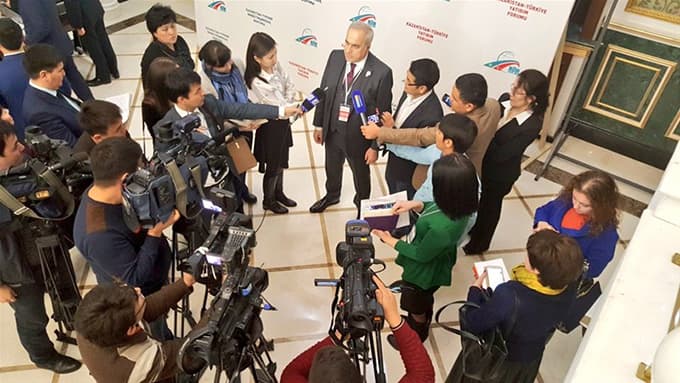 Kösemusul Kazak-Türk İş ve Yatırım Forumu'na katıldı