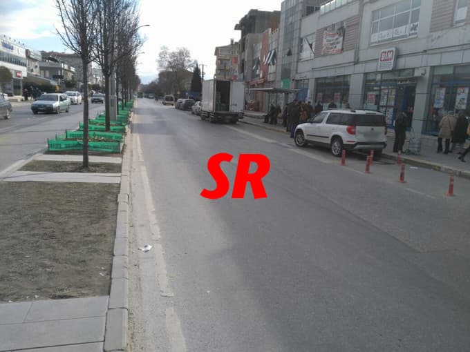 Otopark değil yolcu durağı!