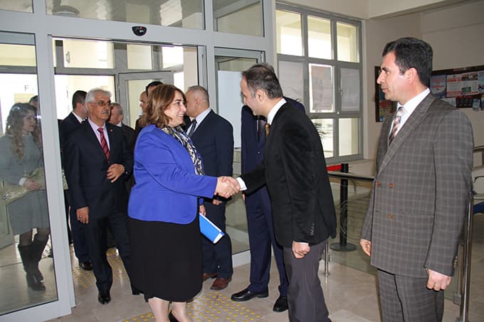 Pervin Töre, görevine başladı