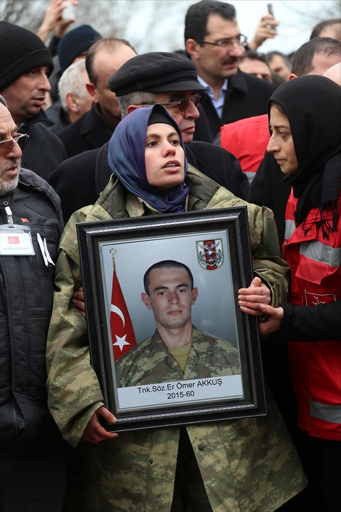 Şehidin cenazesi baba ocağında