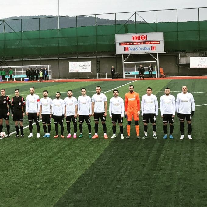 Sakaryaspor deplasmanda güldü
