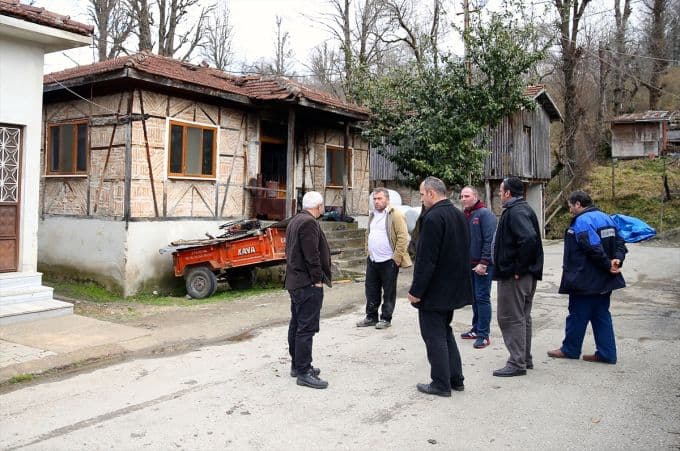 Köy kahvesinde cinayet