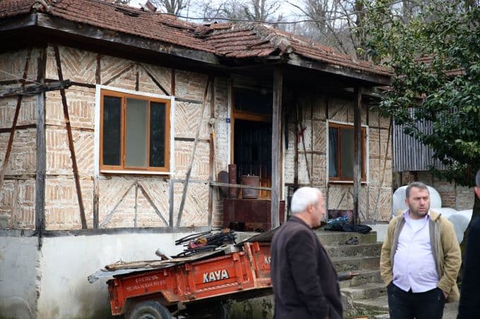 Köy kahvesinde cinayet