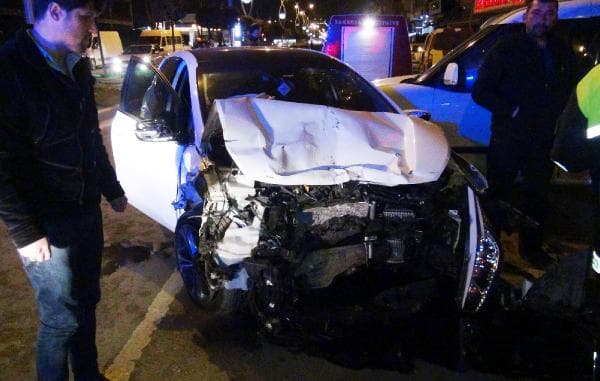 8 araca çarptıktan sonra durabildi