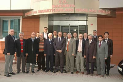 Kendisinden Rahatsız Olanları Eleştiri Yağmuruna Tuttu