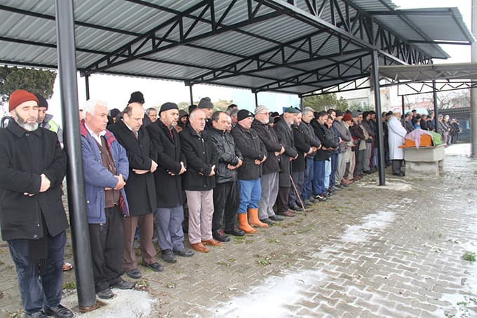 Anne Bakırtaş Son Yolculuğuna Uğurlandı