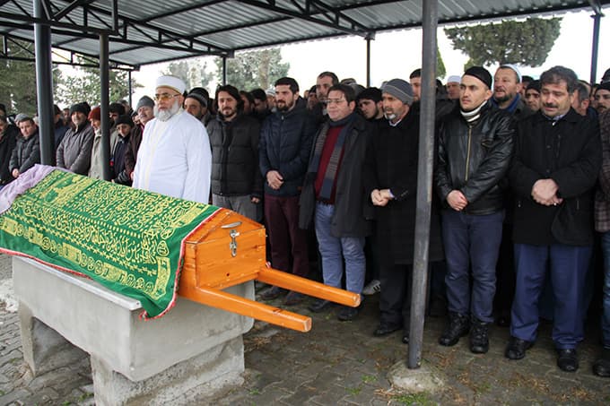 Anne Bakırtaş Son Yolculuğuna Uğurlandı