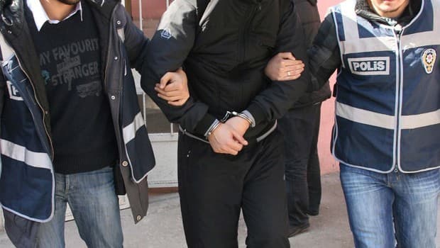 FETÖ operasyonunda 11 kişi gözaltına alındı
