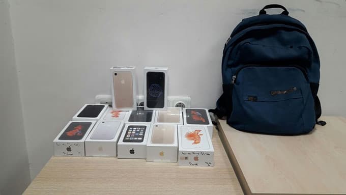 Çaldığı 100 Bin TL'lik telefonu satmaya çalışırken yakalandı