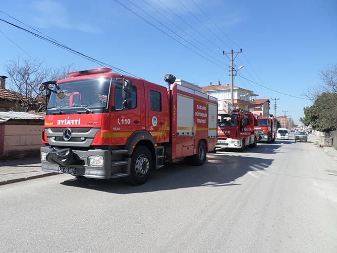 Suriyeli ailenin evinde yangın çıktı