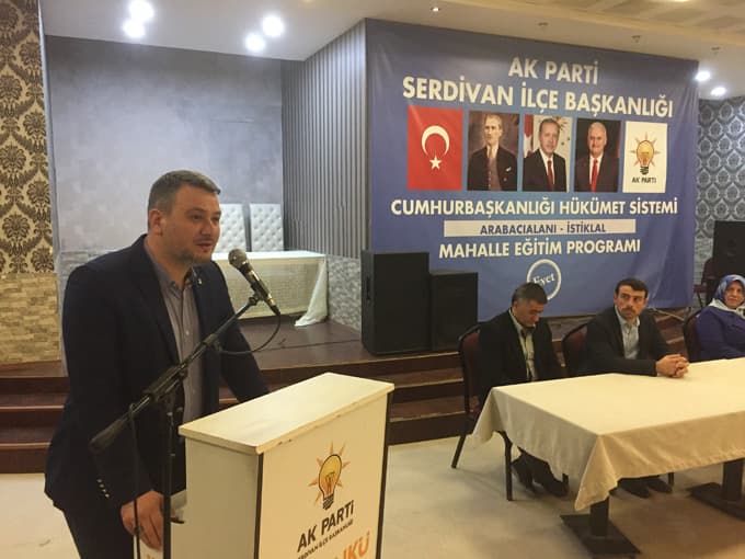 AKP Sakarya, mahalle bazında eğitime başladı