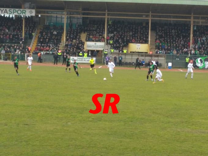 Sakaryaspor, Elaziz Belediyespor'u gol yağmuruna tuttu