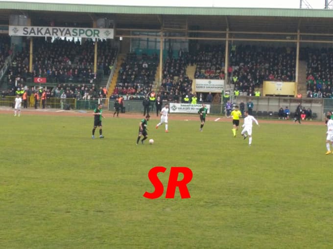 Sakaryaspor, Elaziz Belediyespor'u gol yağmuruna tuttu