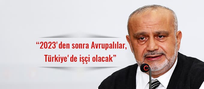 <font face="arial,helvetica,sans-serif" size="2"><strong>T&uuml;rkiyeyi yıkmaya kimsenin g&uuml;c&uuml;n&uuml;n yetmeyeceğini vurgulayan Yılmaz, ş&ouml;yle devam etti:</strong><br /><br />&quot;1951'deki  bir maddenin değişmesi darbelerin yolunu a&ccedil;tı. 'Egemenlik hakları  milletindir ama millet bu egemenlik haklarını meclis ile kullanamaz,  kurumlar yoluyla kullanır' maddesini 1961 Anayasası'na eklediler. &Ccedil;&uuml;nk&uuml;  1951 yılında oy verme şekli gizli oy a&ccedil;ık tasnif olarak değişti. B&ouml;ylece  o zihniyet mecliste iktidar olamadı. Bundan dolayı 27 Nisan'da &ccedil;eşitli  sebeplerle bu darbeyi yaptılar ve iki anayasaya bu maddeyi yazdılar.&quot; <br /><br />Yılmaz,  Avrupa'ya iş&ccedil;i g&ouml;nderilmesinin yanlış bir karar olduğunu savunarak,  Adnan Menderes'in Avrupa'ya iş&ccedil;i g&ouml;nderilmesini 10 yıl boyunca  engellediğini anlattı. Menderes'in asılmasının ardından 2 ay sonra iş&ccedil;i  g&ouml;nderilmeye başlandığını hatırlatan Yılmaz, s&ouml;zlerini ş&ouml;yle tamamladı:<br /><br />&quot;Eğer  T&uuml;rkiye'nin trendini durdurmazlarsa, bu ekonomik y&uuml;kseliş T&uuml;rkiye'de  devam ederse, 2023'den sonra Avrupalıların T&uuml;rkiye'de iş&ccedil;i olacağını  g&ouml;recekler. Bunu hi&ccedil;bir g&uuml;&ccedil; &ouml;nleyemez, biliyorlar. Darbe İslam'da  haramdır. İslam darbeyle gelmez, inkılapla gelir. Bizim silahımız  sohbettir. Bir tane darbeci peygamber yoktur. R&uuml;yasında peygamberi  g&ouml;rm&uuml;ş, r&uuml;yanda değil ahlakında g&ouml;receksin. Peygamberler hep  s&uuml;r&uuml;lm&uuml;şler. Darbeci bir tane g&ouml;ster. İslam darbeyle gelmez, kalptir  İslamın gireceği yer. Onun i&ccedil;in inkılabı Allah'tan başka kimse yapamaz.  İnkılabı Allah yapar, ihtilali şeytan ve yandaşları yapar.&quot;</font>