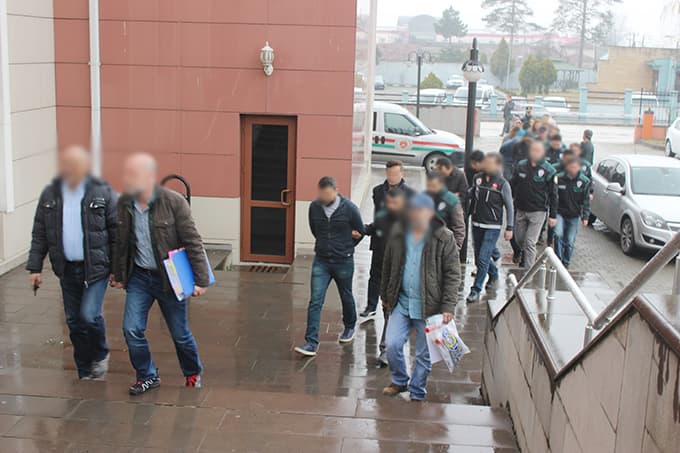 Uyuşturucu sebebiyle 9 kişi tutuklandı