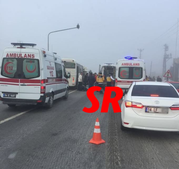 Beş araç birbirine girdi: 9 yaralı!