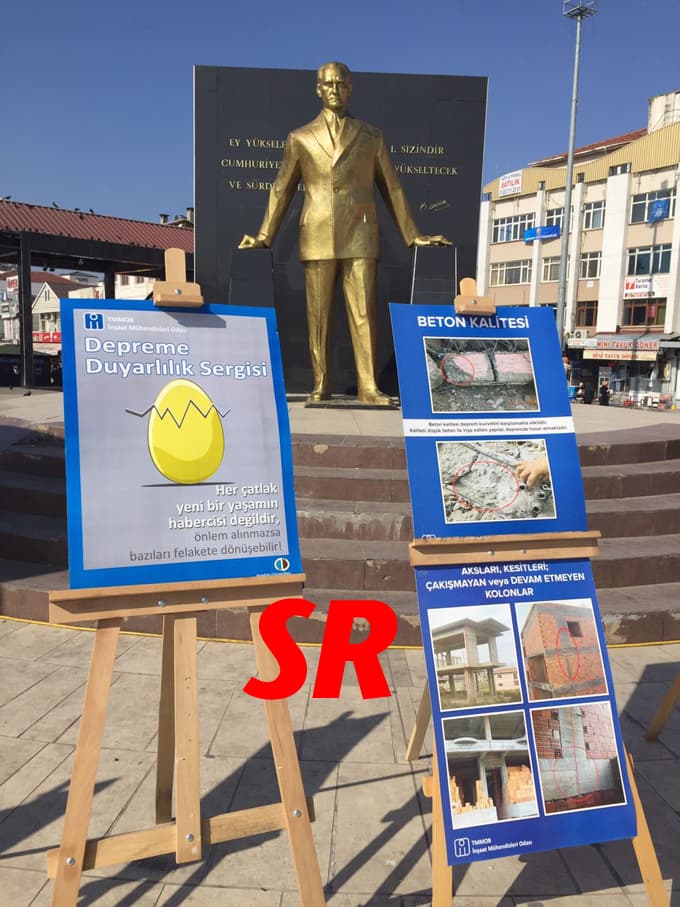 Demokrasi Meydanı'nda deprem standı açıldı