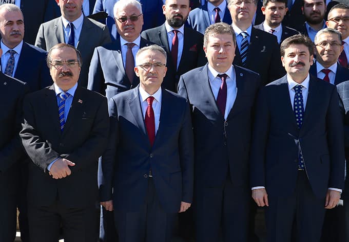 Maliye Bakanı Sakarya'da