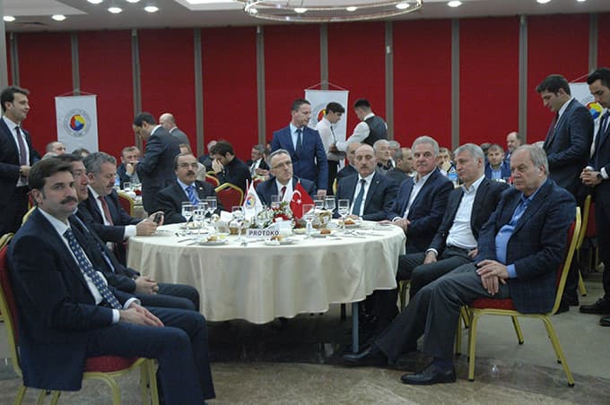 Maliye Bakanı Sakarya'da