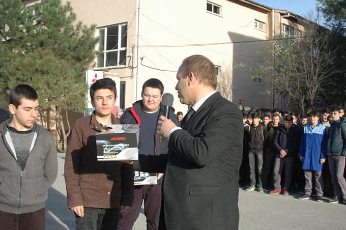 Devamsızlık yapmayan öğrencilere ödül