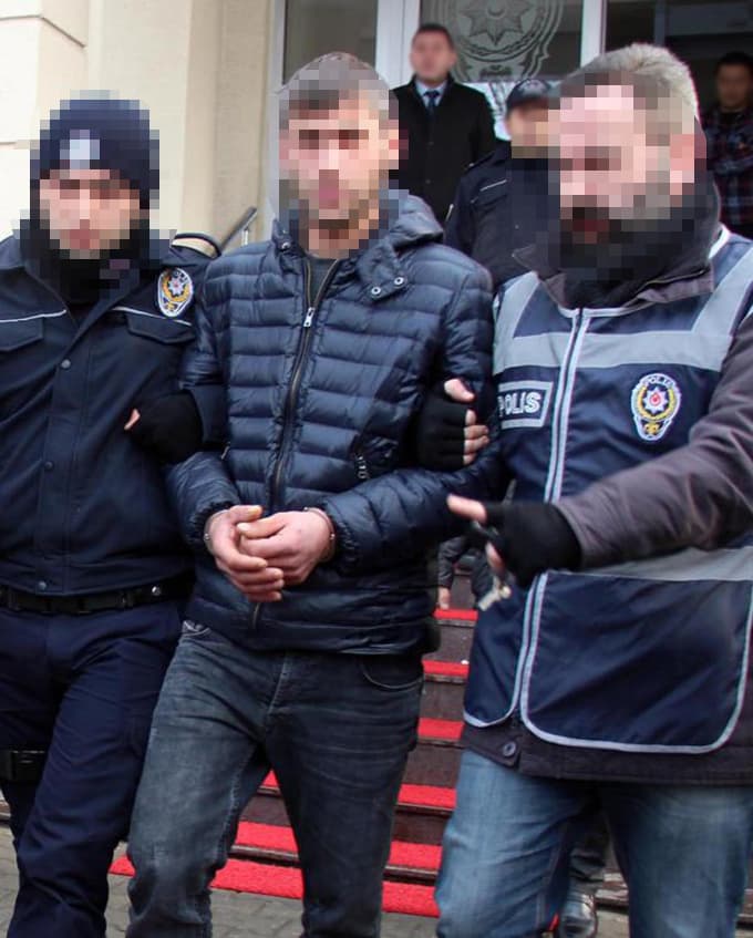 Cevat Keser'i tehdit iddiasıyla tutuklanmışlardı